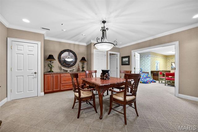 6 Upper Conway Lane, Chesterfield, MO 63017