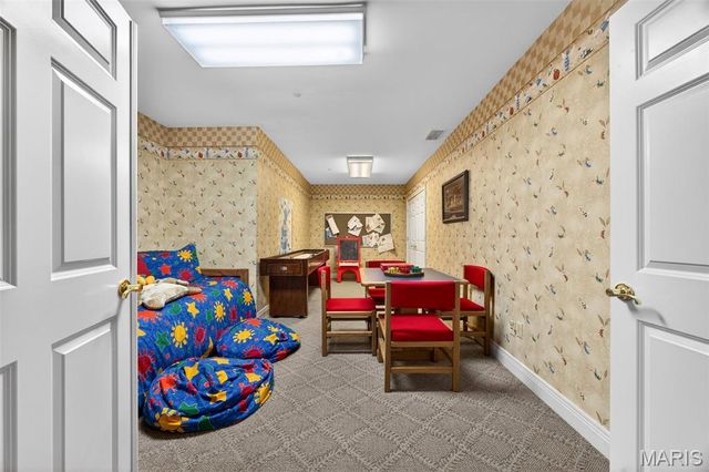 6 Upper Conway Lane, Chesterfield, MO 63017