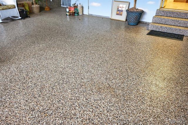 6 Upper Conway Lane, Chesterfield, MO 63017