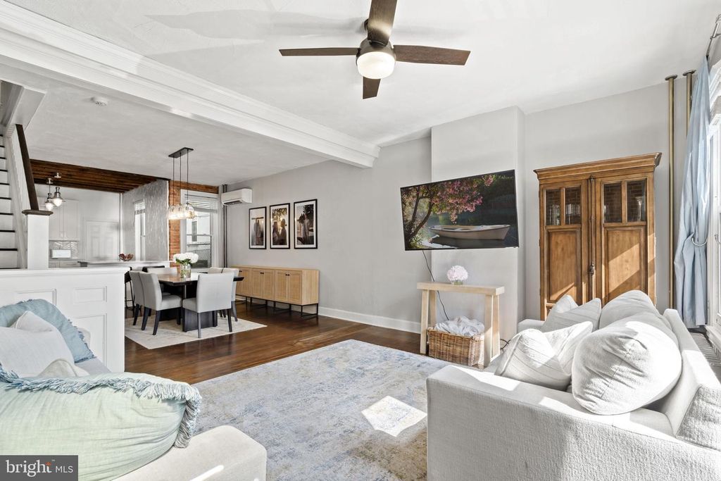 4751 FOWLER ST, Philadelphia, PA 19127