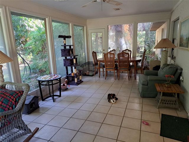 5672 AVE H, Mc Intosh, FL 32664