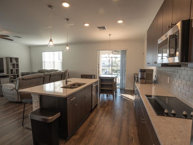 5836 TIMBERDALE AVENUE, Wesley Chapel, FL 33545