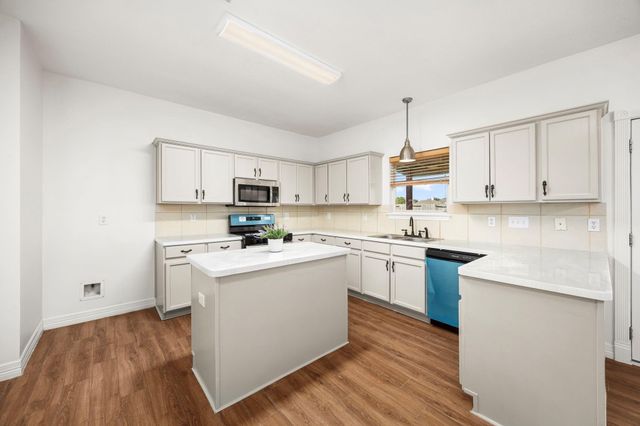 4534 Marquis Avenue, Baytown, TX 77521