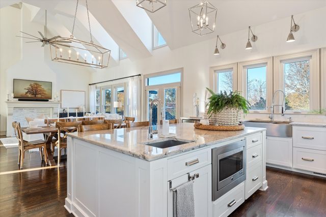 7314 Dug Hill Rd, Bon Aqua, TN 37025