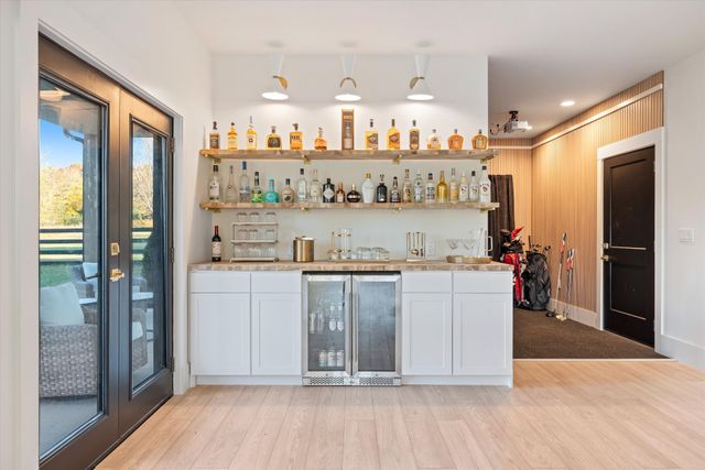 7314 Dug Hill Rd, Bon Aqua, TN 37025