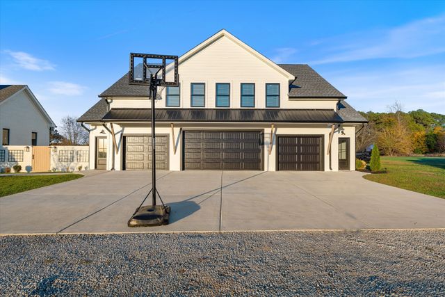 7314 Dug Hill Rd, Bon Aqua, TN 37025