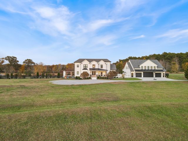 7314 Dug Hill Rd, Bon Aqua, TN 37025