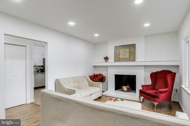 11209 MIDVALE RD, Kensington, MD 20895