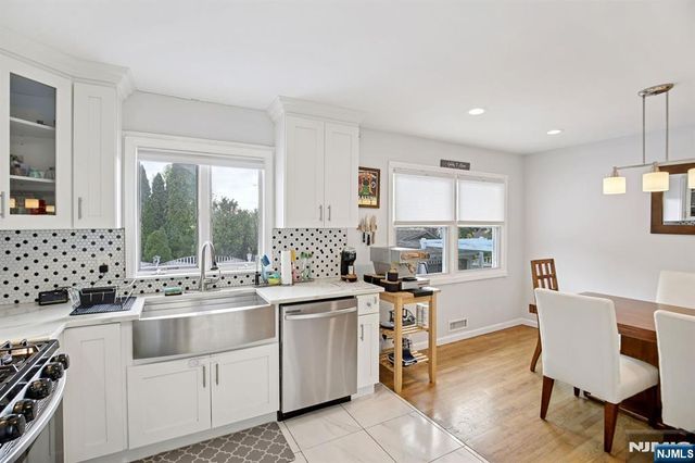 82 Eaton Place, Bloomfield, NJ 07003