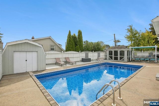82 Eaton Place, Bloomfield, NJ 07003
