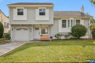 82 Eaton Place, Bloomfield, NJ 07003