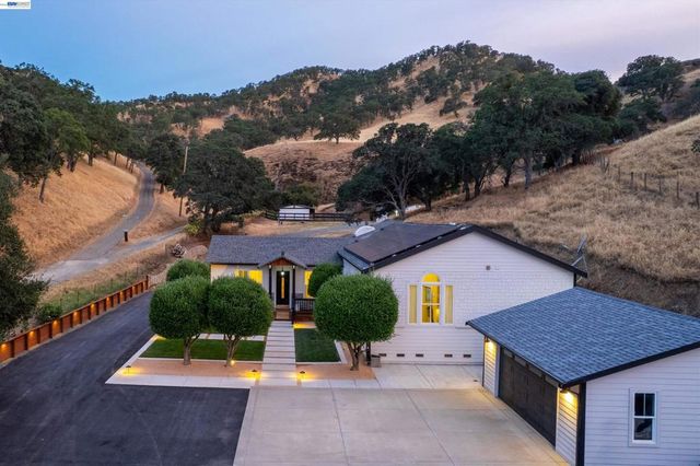 16800 Marsh Creek Rd, Clayton, CA 94517