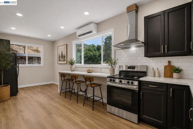 16800 Marsh Creek Rd, Clayton, CA 94517