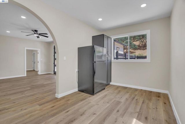 16800 Marsh Creek Rd, Clayton, CA 94517