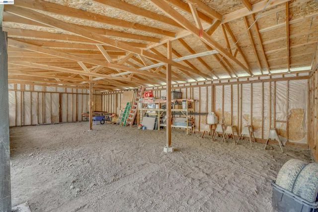 16800 Marsh Creek Rd, Clayton, CA 94517
