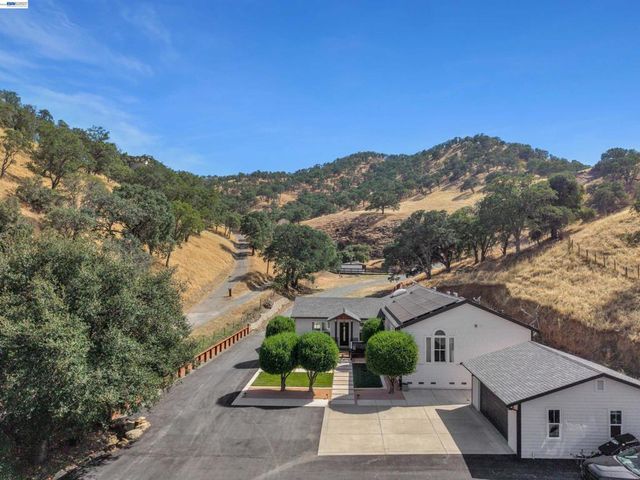 16800 Marsh Creek Rd, Clayton, CA 94517