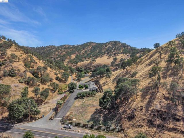 16800 Marsh Creek Rd, Clayton, CA 94517