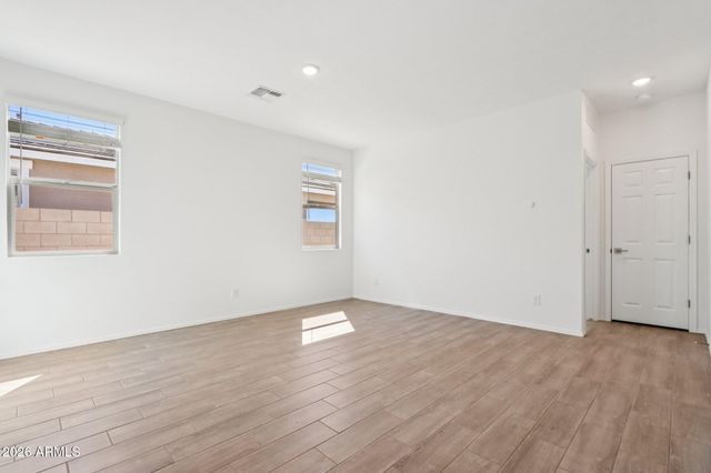 24265 W BOWKER Street, Buckeye, AZ 85326