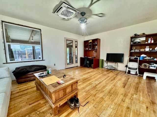 2863 Butte House Rd, Yuba City, CA 95993