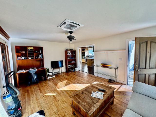 2863 Butte House Rd, Yuba City, CA 95993