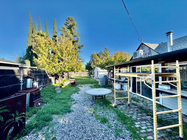 2863 Butte House Rd, Yuba City, CA 95993