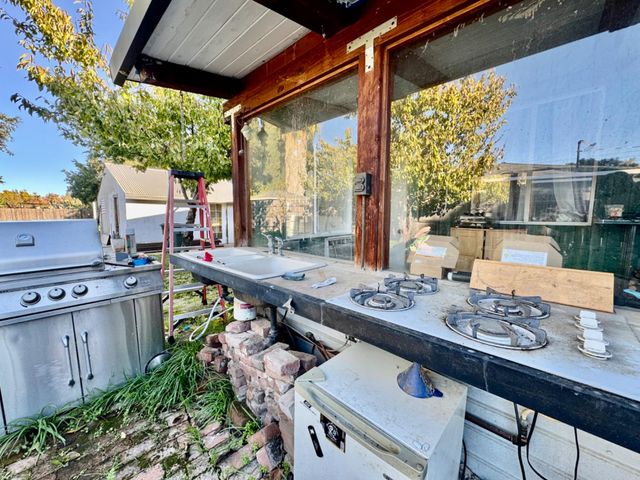 2863 Butte House Rd, Yuba City, CA 95993