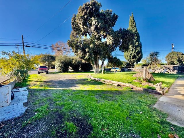 2863 Butte House Rd, Yuba City, CA 95993