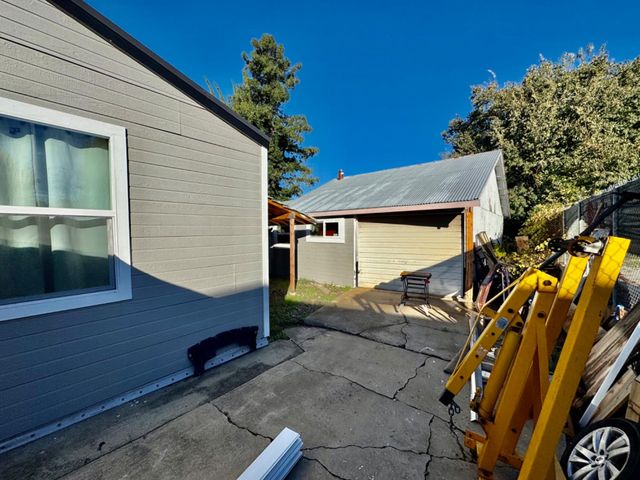 2863 Butte House Rd, Yuba City, CA 95993