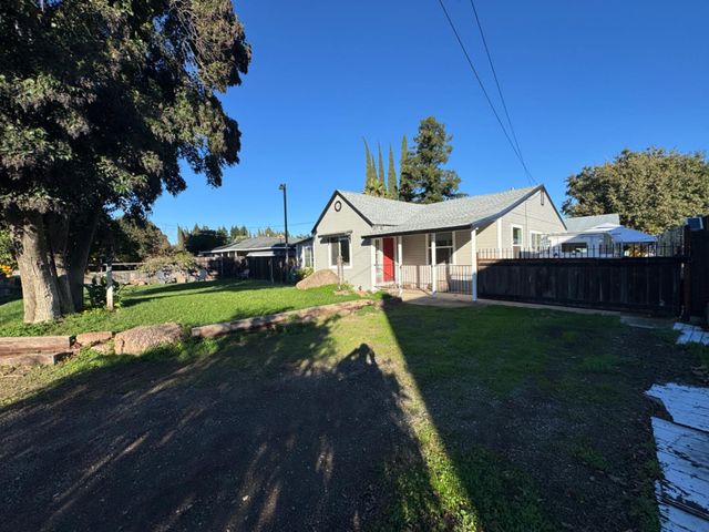2863 Butte House Rd, Yuba City, CA 95993