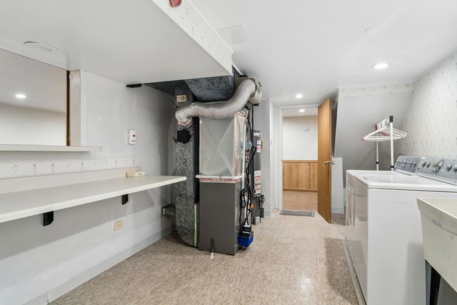 589 Jon Lane, Des Plaines, IL 60016