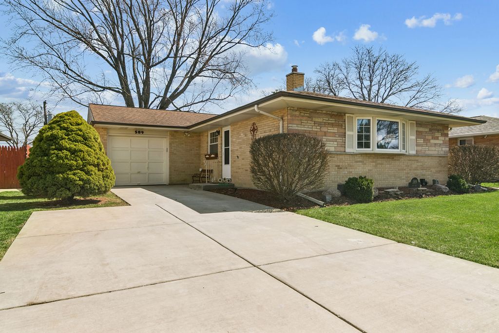 589 Jon Lane, Des Plaines, IL 60016