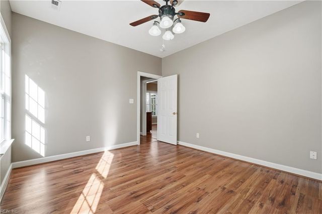 111 Lance WAY, Yorktown, VA 23693