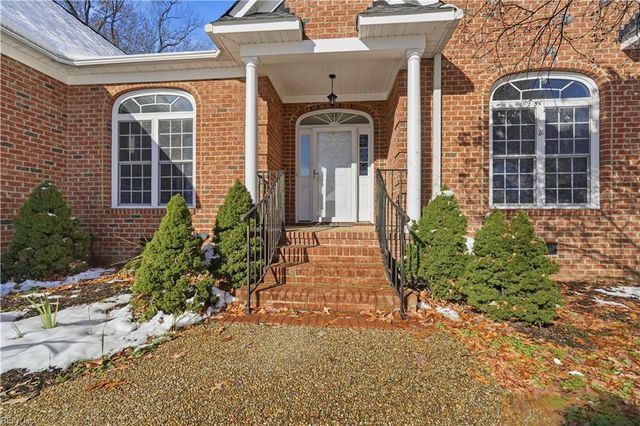 111 Lance WAY, Yorktown, VA 23693