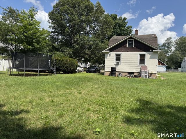 40 Doane Street, Manchester, CT 06042