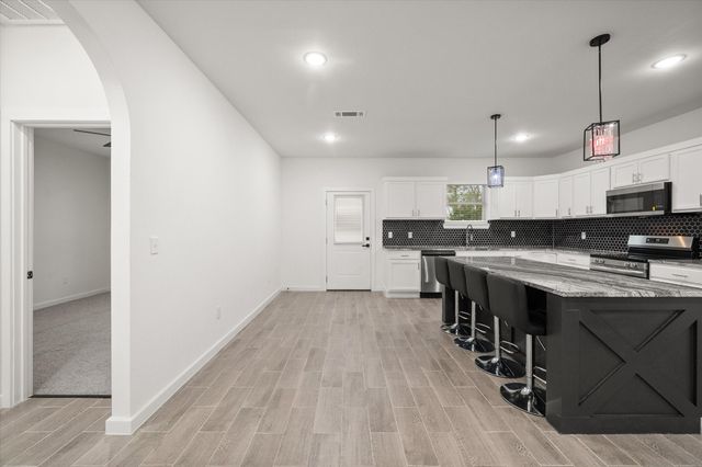 6771 NW County Road 1146, Barry, TX 75102