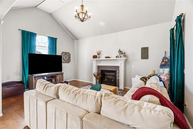 713 N Cherokee Way, Mustang, OK 73064