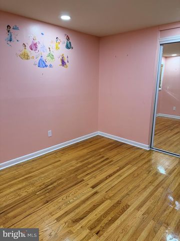 106 ADRIENNE AVE, Blackwood, NJ 08012