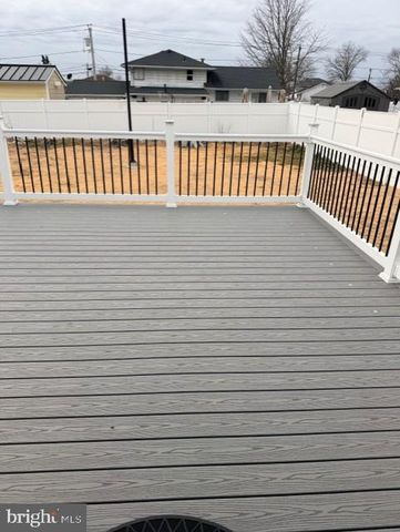 106 ADRIENNE AVE, Blackwood, NJ 08012