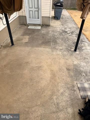 106 ADRIENNE AVE, Blackwood, NJ 08012