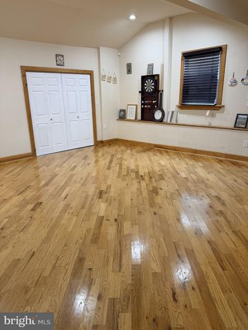 106 ADRIENNE AVE, Blackwood, NJ 08012