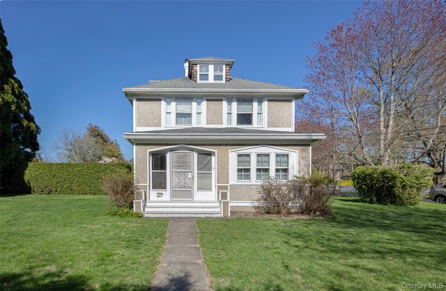 80 Lewis Street, Southampton, NY 11968