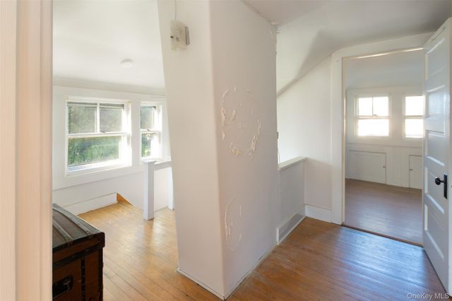 80 Lewis Street, Southampton, NY 11968