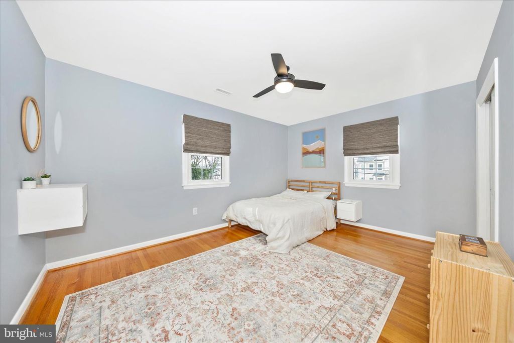 Image 28 of property listing at 212 BAUGHMANS LN, Frederick, MD 21702