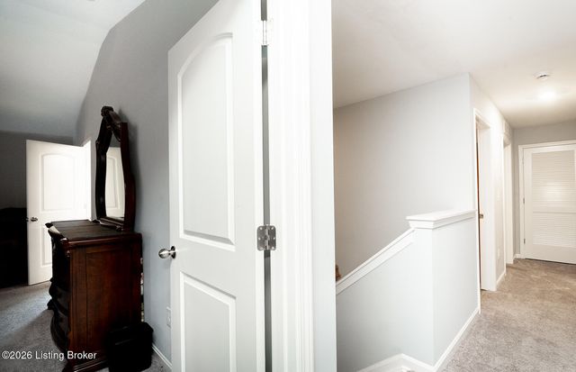 12007 Parkview Trace Dr, Louisville, KY 40229