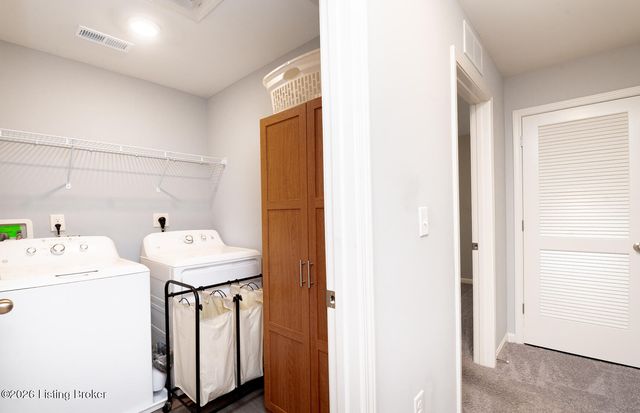 12007 Parkview Trace Dr, Louisville, KY 40229