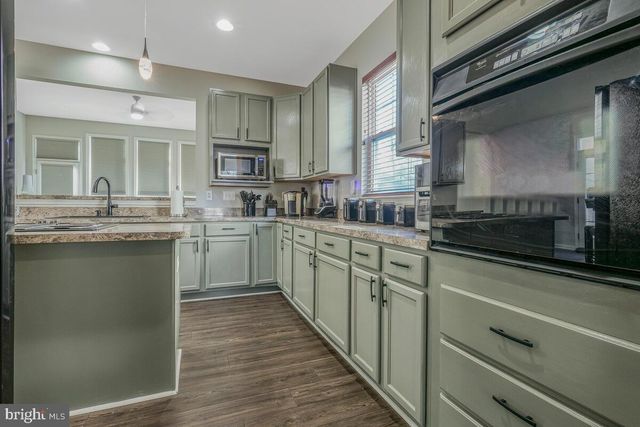 3927 HEDGEMEADE CT, White Plains, MD 20695