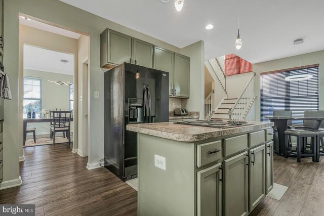 3927 HEDGEMEADE CT, White Plains, MD 20695