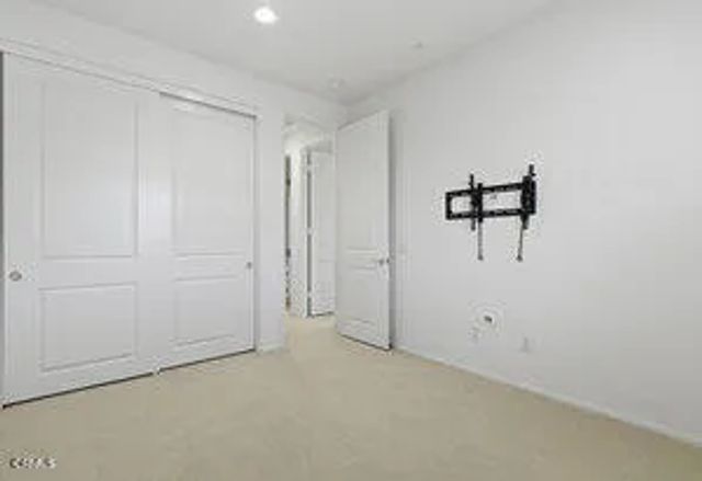 401 Castiano Street, Camarillo, CA 93012