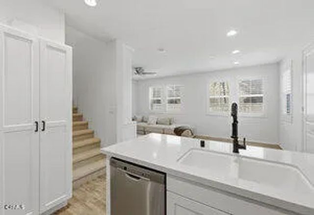 401 Castiano Street, Camarillo, CA 93012