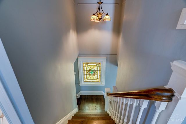 3767 Hyde Park Avenue, Cincinnati, OH 45209